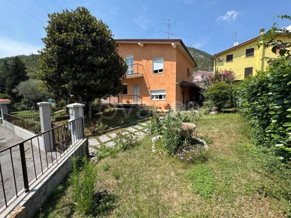 casa indipendente in vendita a Brescia in zona Sant'Eufemia