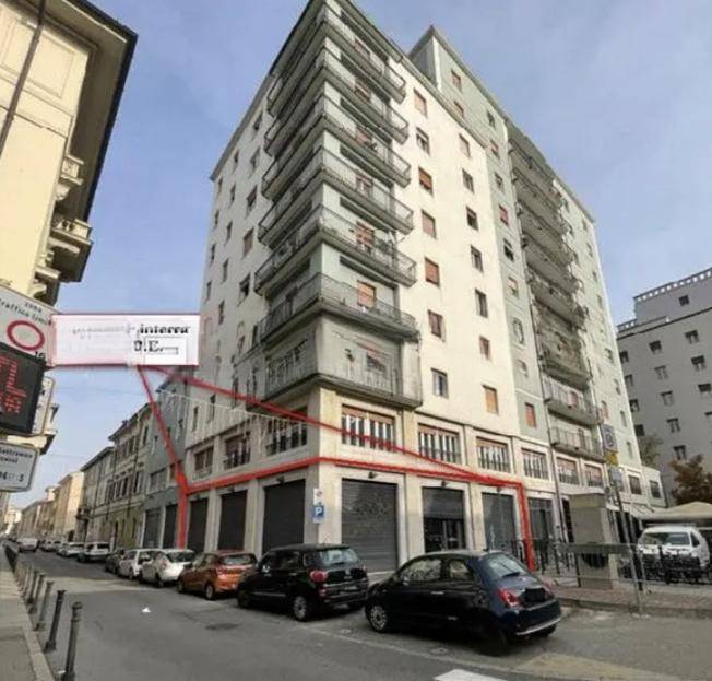 negozio in vendita a Brescia in zona Centro Storico