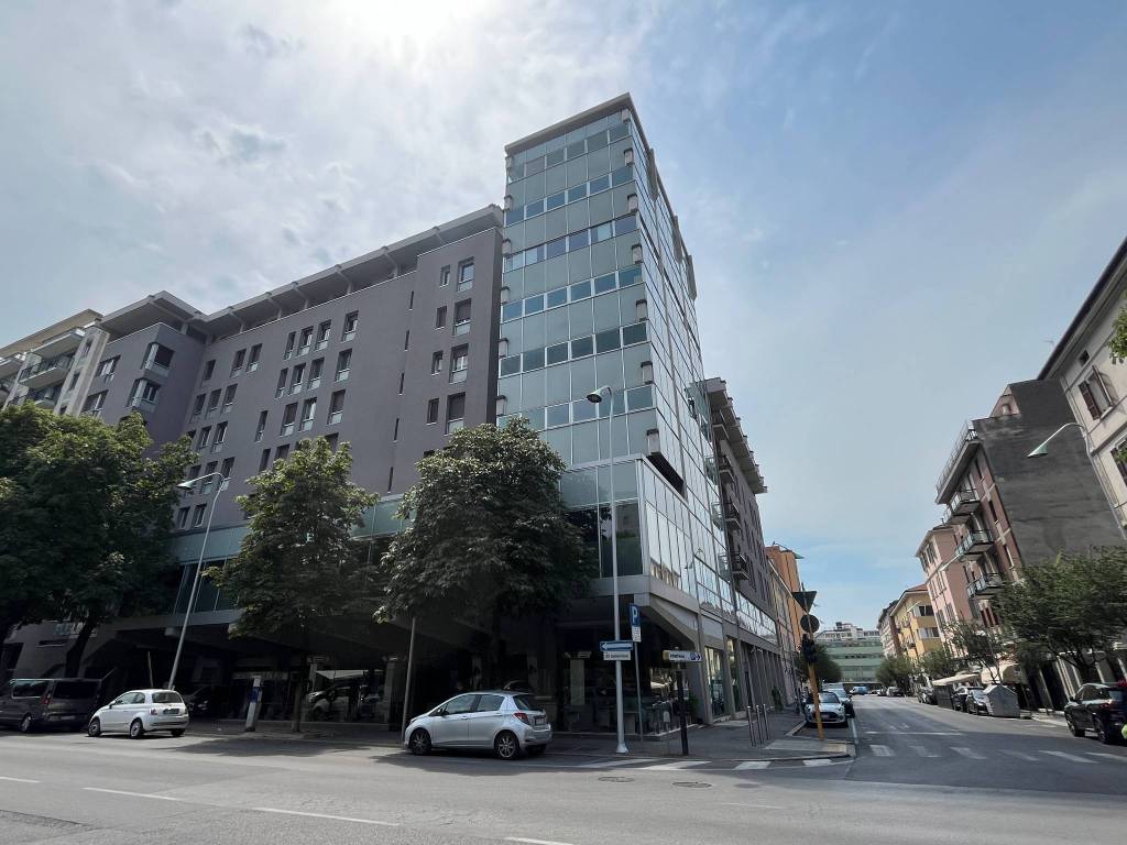 appartamento in vendita a Brescia in zona Centro Storico