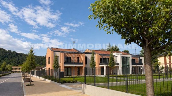 casa indipendente in vendita a Brescia in zona Costalunga