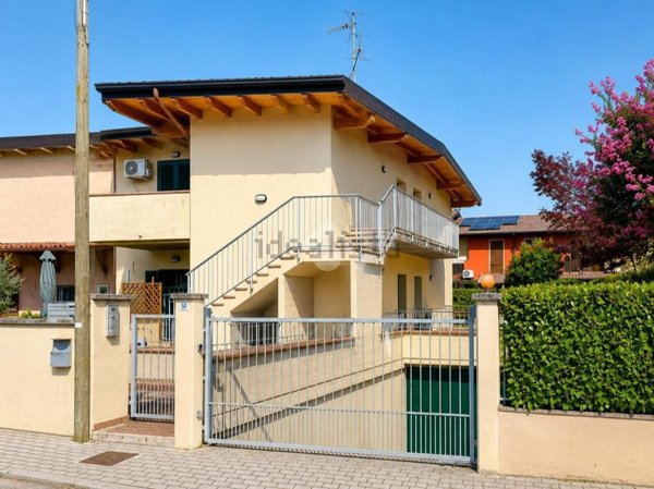 appartamento in vendita a Brescia in zona Villaggio Violino