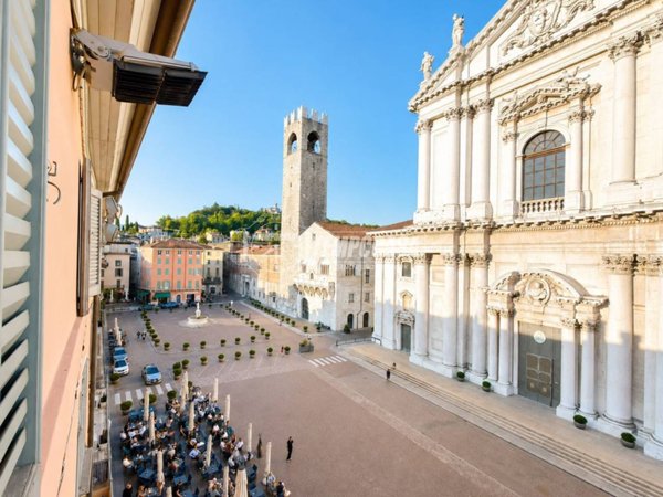 appartamento in vendita a Brescia in zona Centro Storico