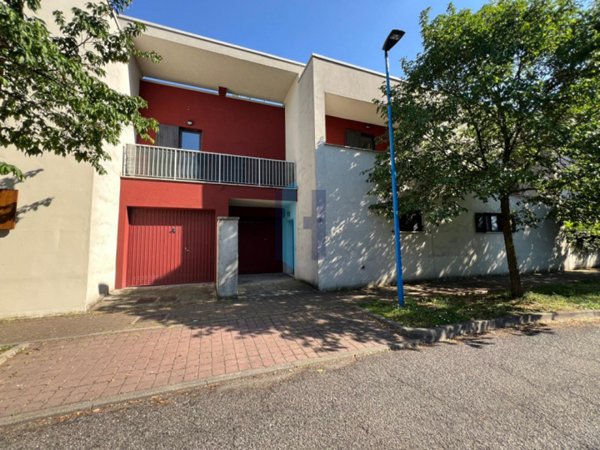 casa indipendente in vendita a Brescia in zona San Polo