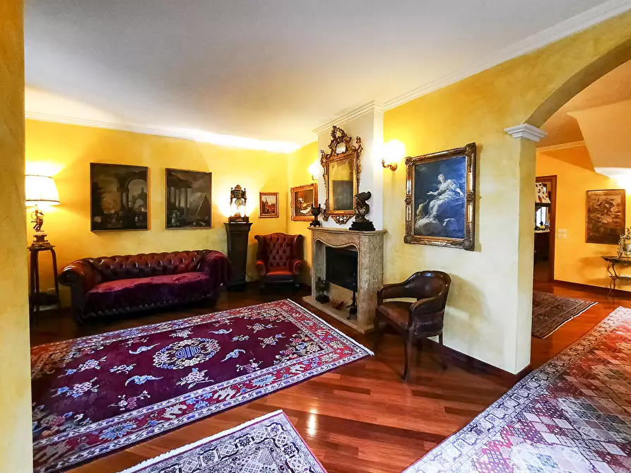 casa indipendente in vendita a Brescia in zona Costalunga