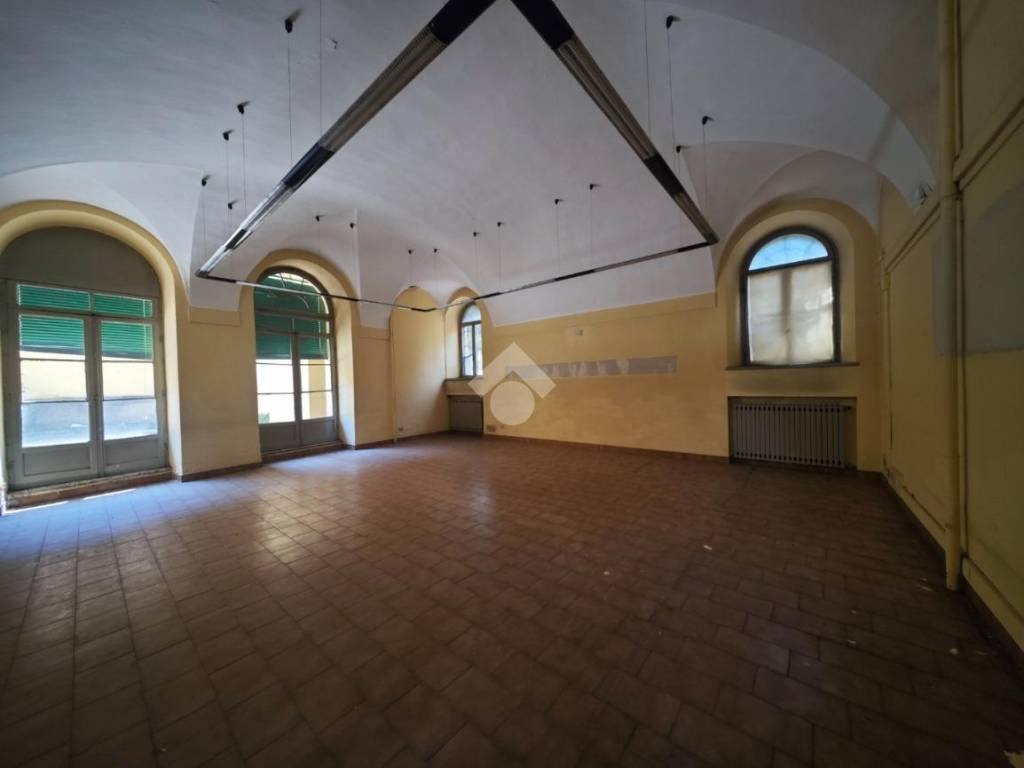 negozio in vendita a Brescia in zona Centro Storico