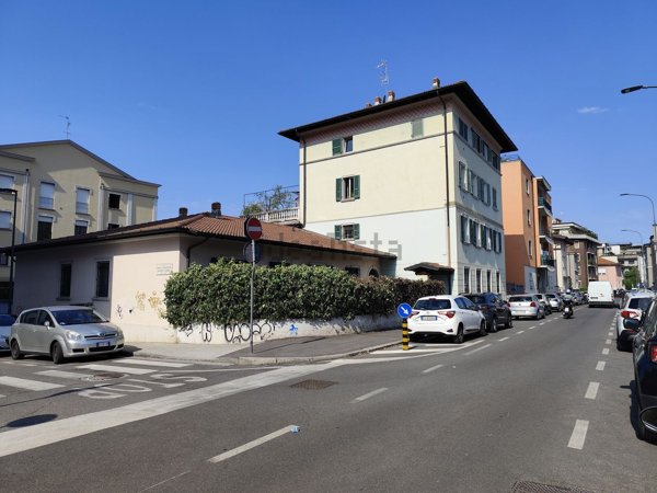 appartamento in vendita a Brescia in zona Crocifissa di Rosa