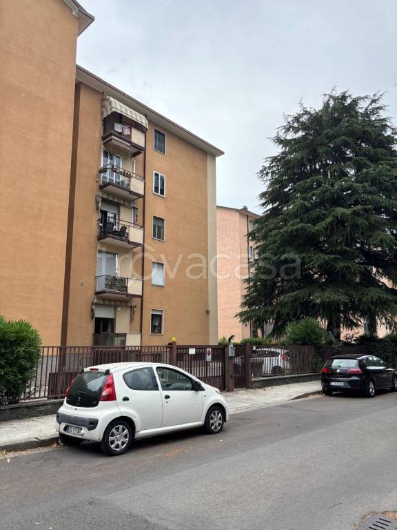 appartamento in vendita a Brescia in zona Lamarmora