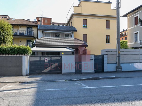 casa indipendente in vendita a Brescia in zona Centro Storico