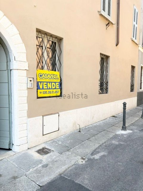 appartamento in vendita a Brescia in zona Centro Storico