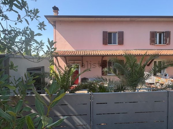 casa indipendente in vendita a Brescia in zona San Polo
