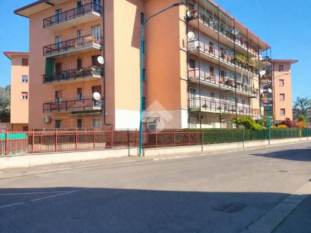appartamento in vendita a Brescia in zona Urago/Mella