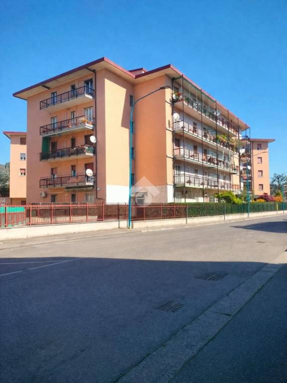 appartamento in vendita a Brescia in zona Urago/Mella