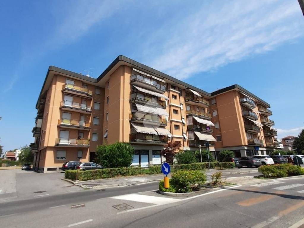 appartamento in vendita a Brescia in zona Lamarmora