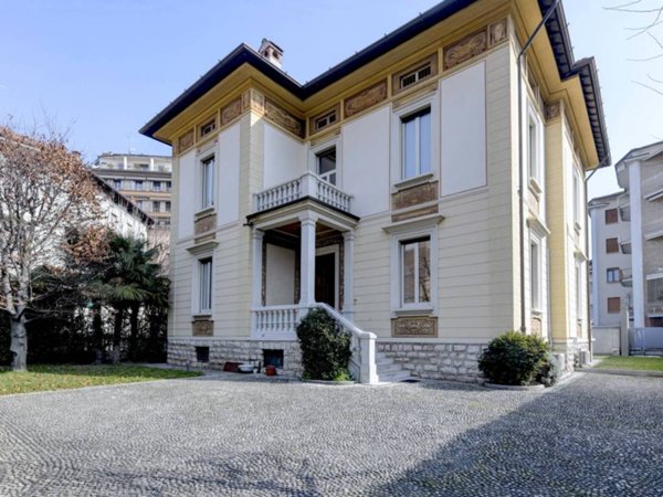 casa indipendente in vendita a Brescia in zona Borgo Trento