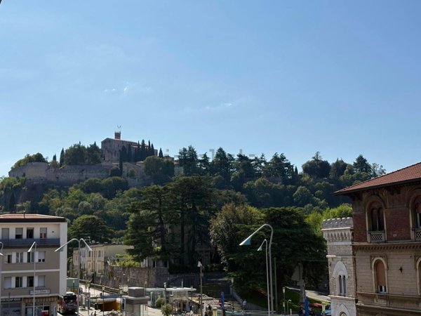 appartamento in vendita a Brescia in zona Centro Storico