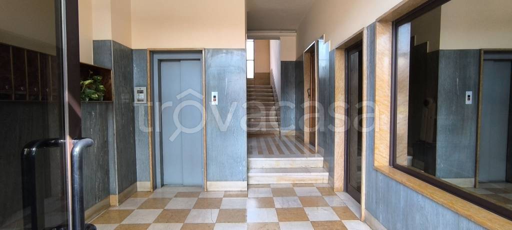 appartamento in vendita a Brescia in zona Crocifissa di Rosa