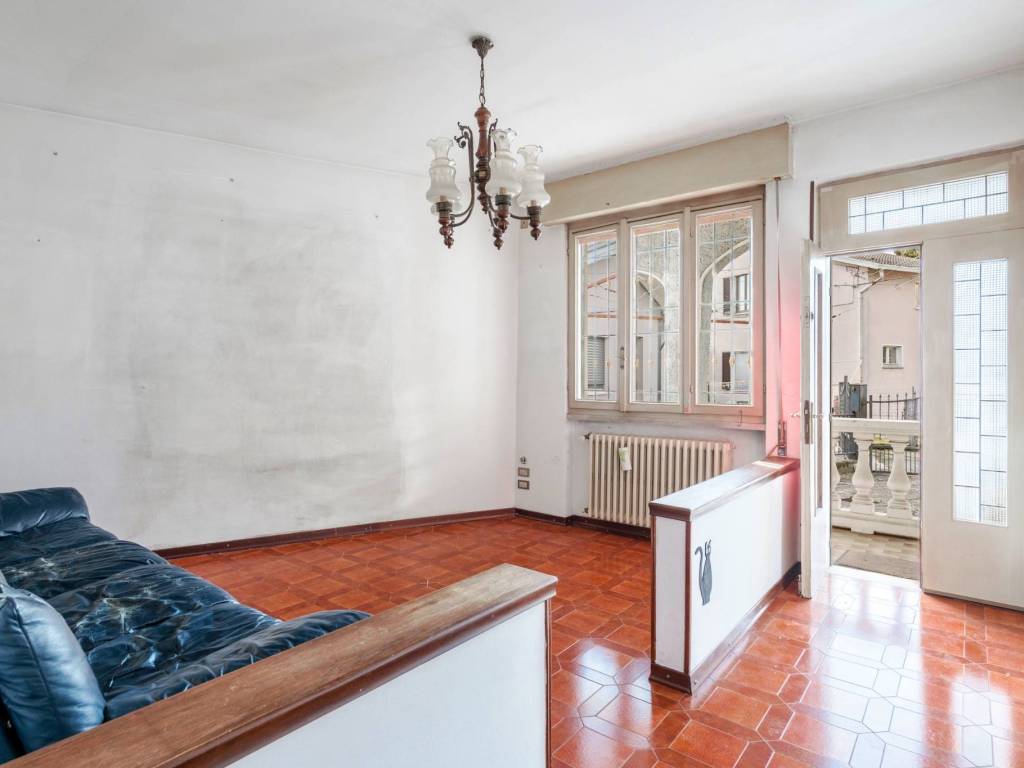 casa indipendente in vendita a Brescia in zona Villaggio Badia
