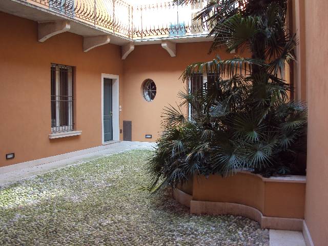 appartamento in vendita a Brescia in zona Centro Storico