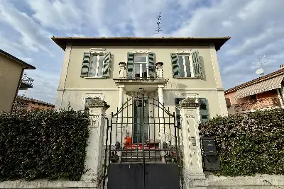 casa indipendente in vendita a Brescia in zona Urago/Mella