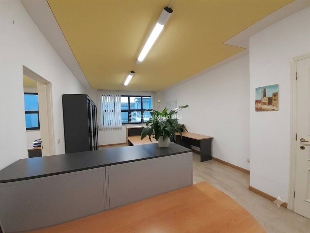 appartamento in vendita a Brescia in zona Centro Storico
