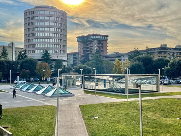 ufficio in vendita a Brescia in zona Volta