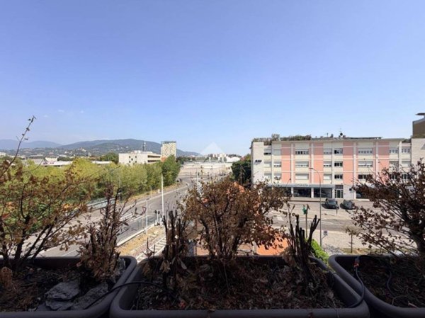 appartamento in vendita a Brescia in zona Quartiere Primo Maggio