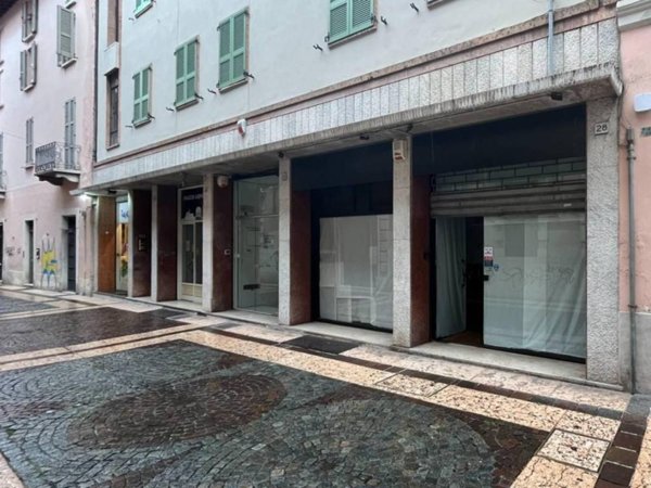 negozio in vendita a Brescia in zona Centro Storico