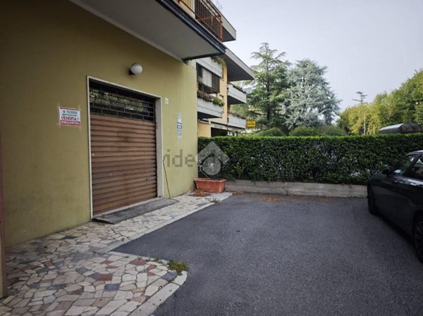 casa indipendente in vendita a Brescia in zona Quartiere Primo Maggio