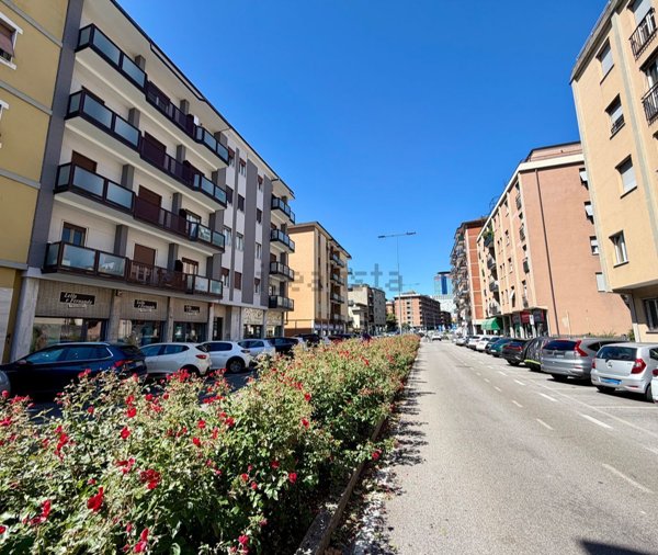 appartamento in vendita a Brescia in zona Porta Cremona