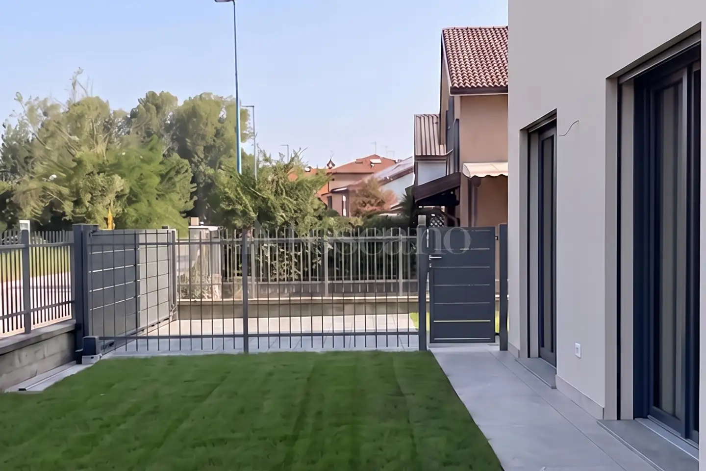 casa indipendente in vendita a Brescia in zona Villaggio Violino