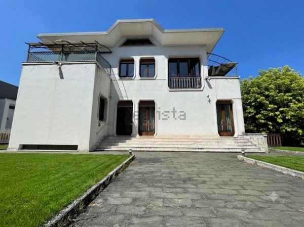 casa indipendente in vendita a Brescia in zona Porta Cremona