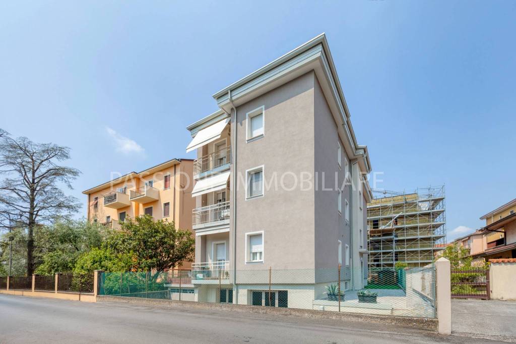 appartamento in vendita a Brescia in zona Urago/Mella