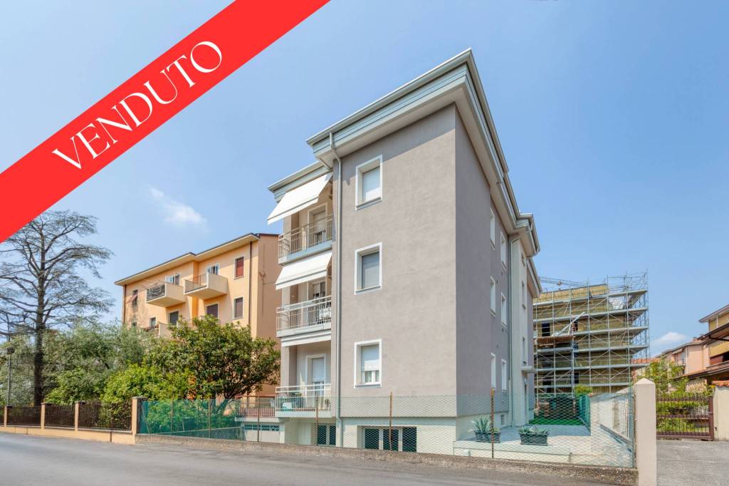 appartamento in vendita a Brescia in zona Urago/Mella
