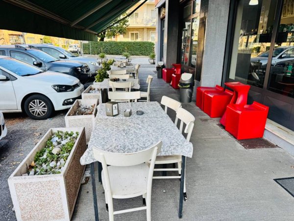 negozio in vendita a Brescia in zona Volta