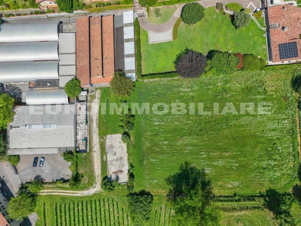 terreno agricolo in vendita a Brescia in zona Mompiano