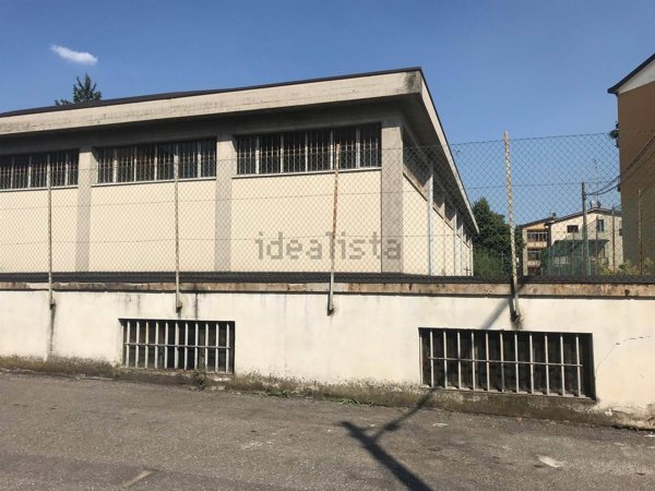 capannone in vendita a Brescia in zona Chiesa Nuova