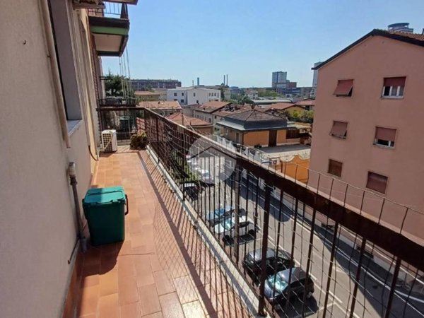 appartamento in vendita a Brescia in zona Lamarmora