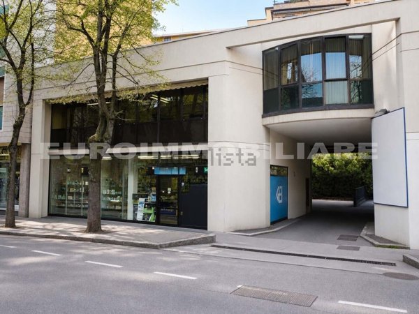 ufficio in vendita a Brescia in zona Porta Milano