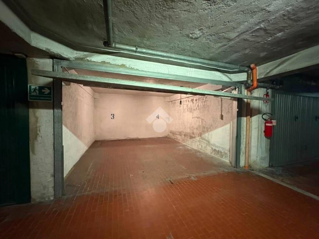 box auto in vendita a Brescia in zona Lamarmora