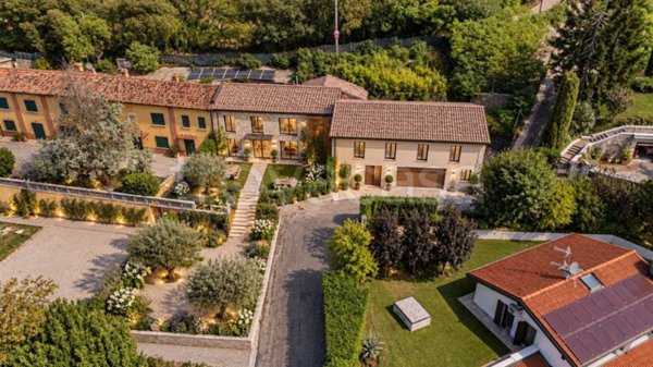 casa indipendente in vendita a Brescia