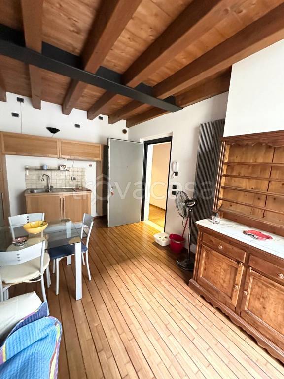 appartamento in vendita a Brescia in zona Centro Storico