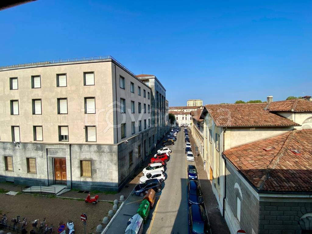 appartamento in vendita a Brescia in zona Carmine