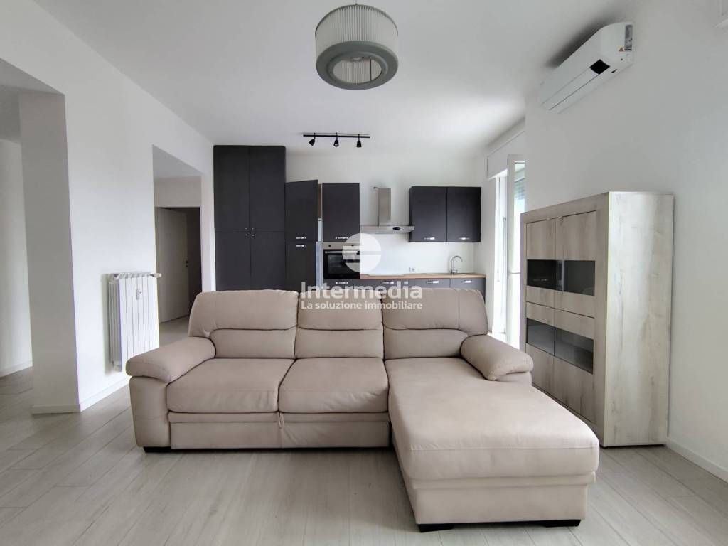 appartamento in vendita a Brescia in zona Quartiere Primo Maggio