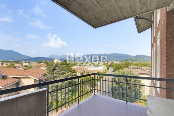 appartamento in vendita a Brescia in zona Sant'Eustacchio