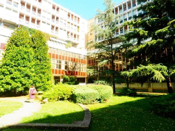 ufficio in vendita a Brescia in zona Volta