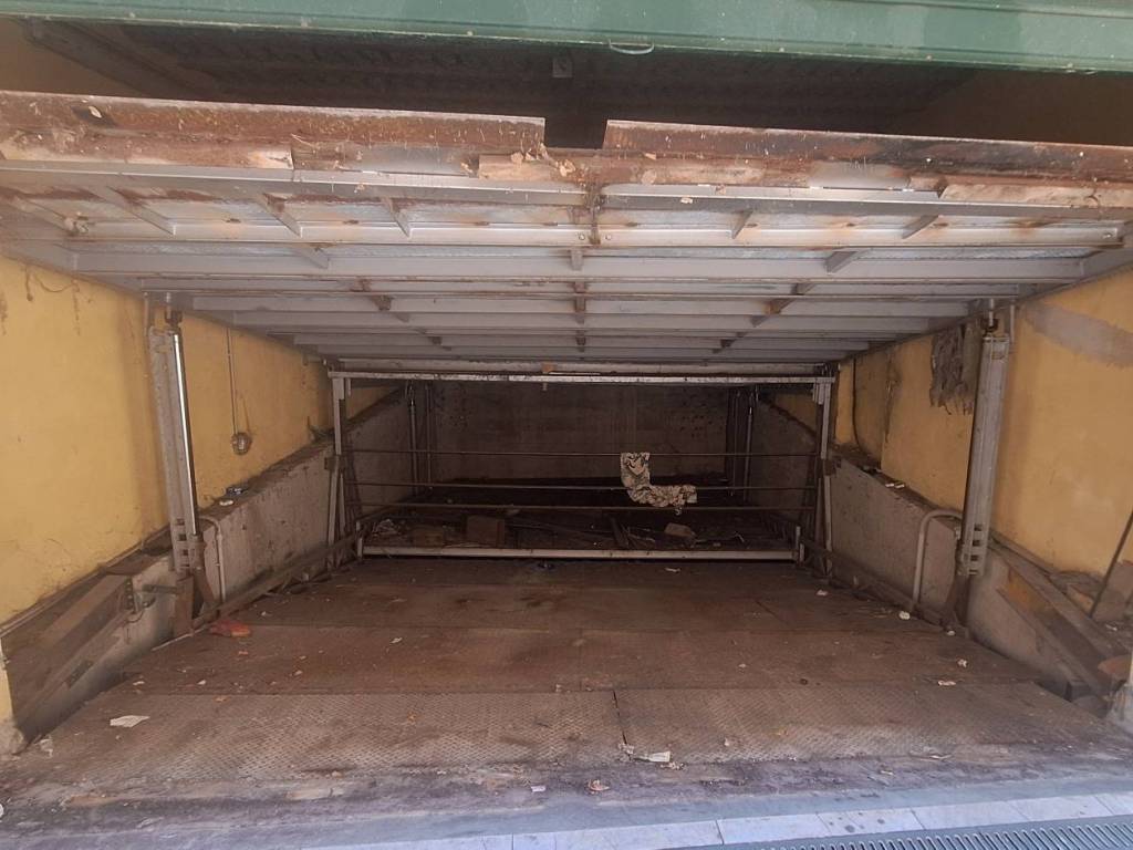 box auto in vendita a Brescia in zona Centro Storico