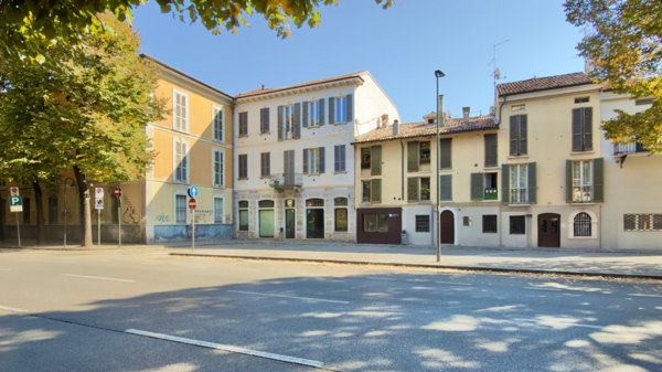locale commerciale in vendita a Brescia in zona Centro Storico