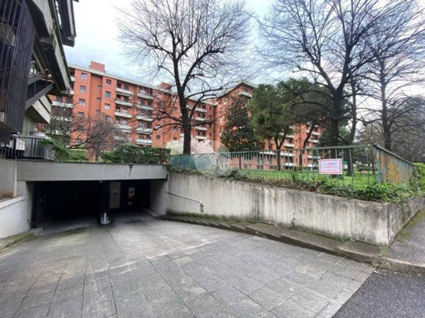 box auto in vendita a Brescia in zona Volta