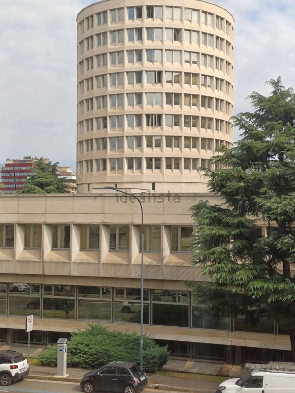 ufficio in vendita a Brescia in zona Lamarmora
