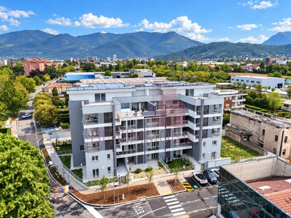 appartamento in vendita a Brescia in zona San Bartolomeo